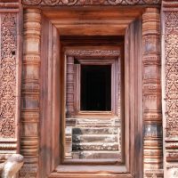 Mehrere Eingänge hintereinander in einem Tempel